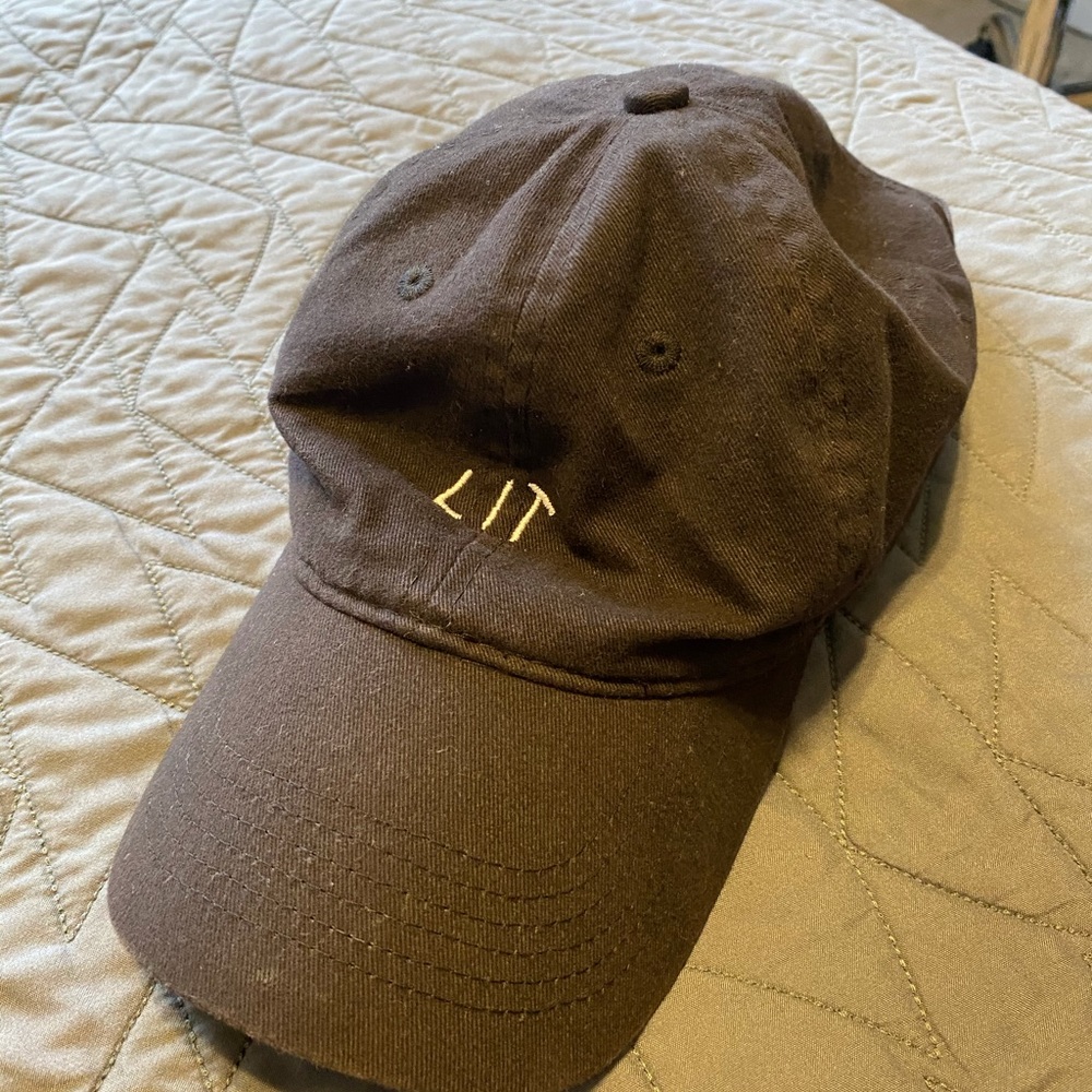 Lit hat